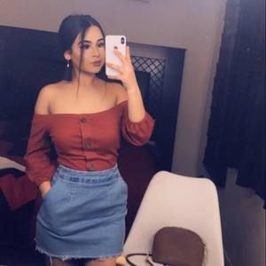 Meet your Posher, Aylin